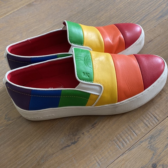 MICHAEL KORS Rainbow Sneakers 🌈 - Picture 2 of 7